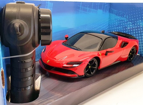 Maisto remote control car - 1/24,